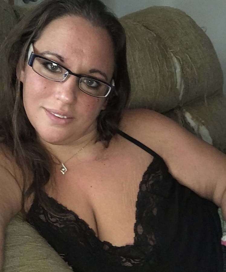 thick dumb slut  all her folds and her big clits #L78eT9Sb