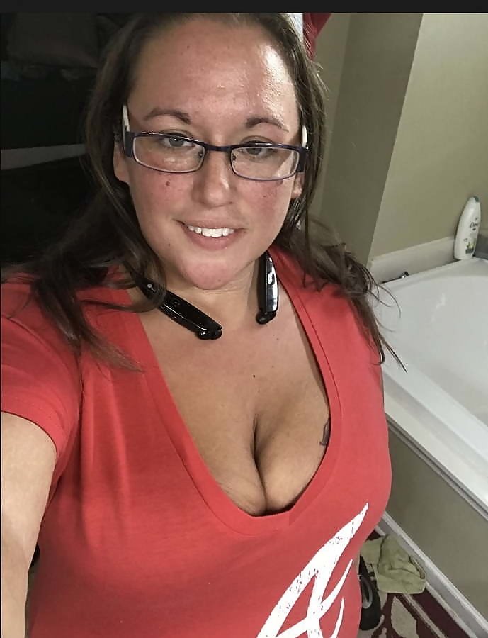 thick dumb slut  all her folds and her big clits #PXrSmOTY