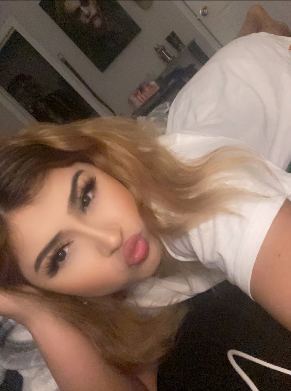 Latina #KoaBg6b1