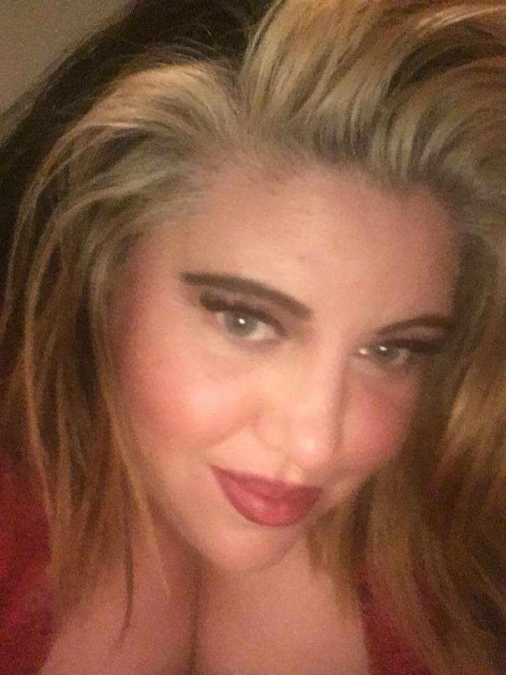Curvy moms showing off #fprjec3d