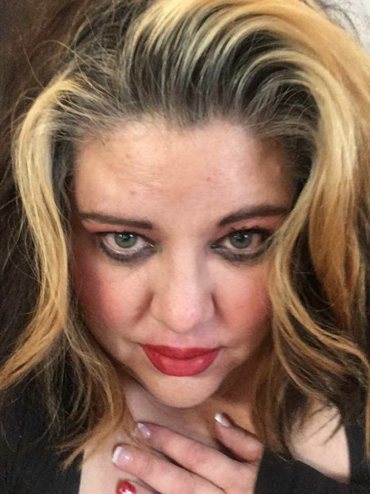 Curvy moms showing off #xTVVM25R