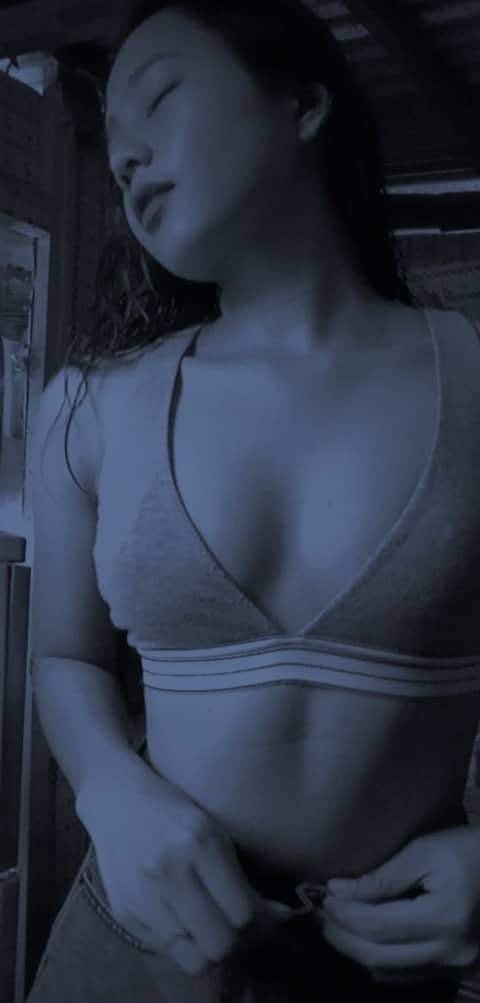 Mia Webslut #tCgrAMxr