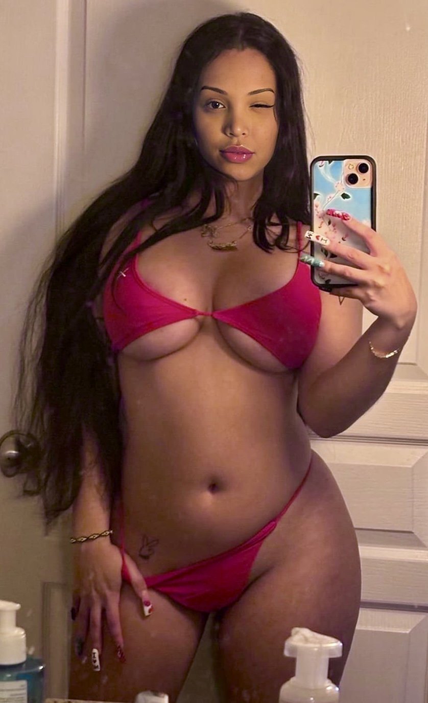 Sexy Latina’s #iFoU9bEB