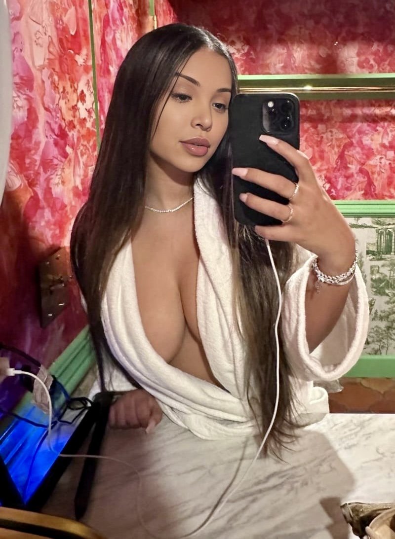 Sexy Latina’s #qEHW0oiH