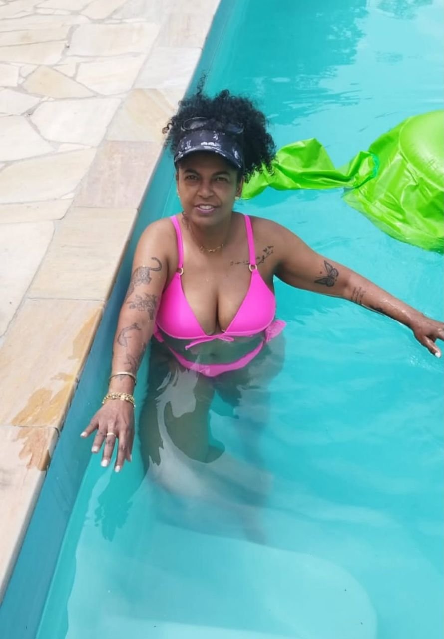 Esposa gostosa #1AoFcb1Q