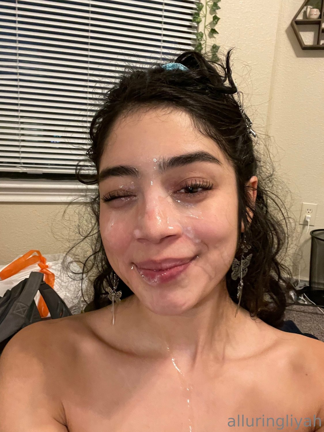 Petite Latina exposed #Sts0b7E5