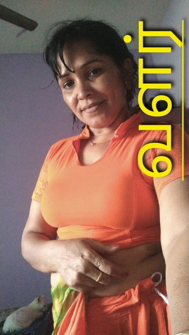 Pics - Valarsampavam Famous Tamil Wife Cheating+ Affair #2GyFuSCg