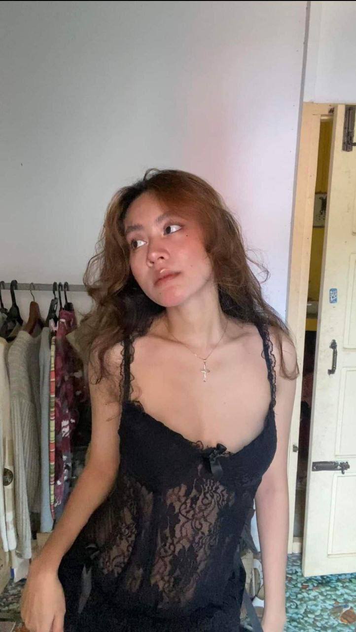 Exposed #120 #q4L0PiLj